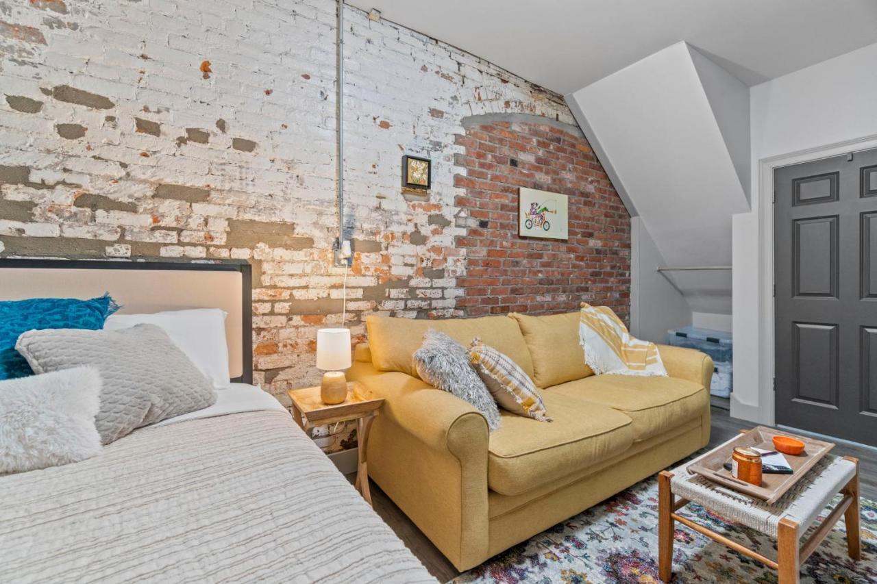 The 418. An 1866 Build With Modern Comforts Fort Wayne Eksteriør bilde